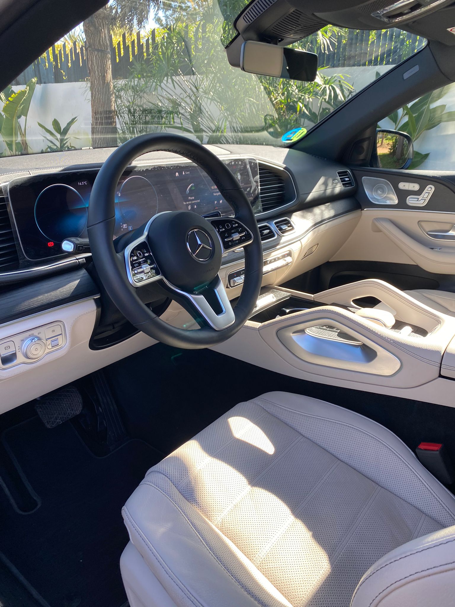 Lazrak auto Mercedes gle 300 d 4matic amg line+ 2023 